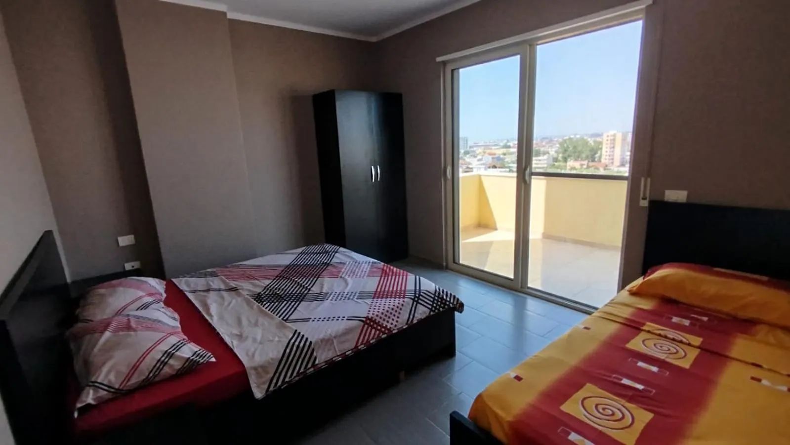 Maksimilian Apartament Durrës
