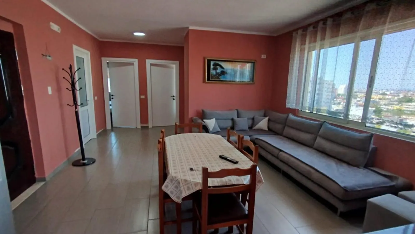 Maksimilian Apartament Durrës