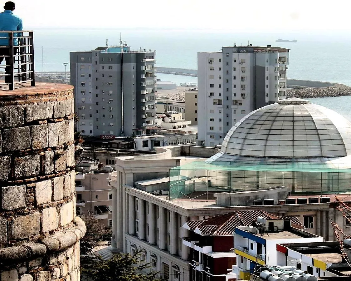 Maksimilian Apartament دراس شقة